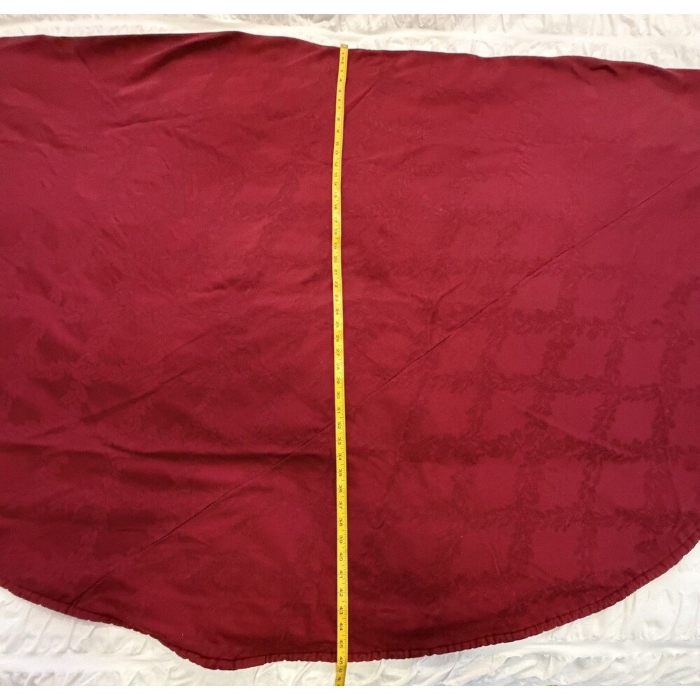 Tablecloth, 92 Inch Round, Red Damask Pattern, Heavy Weight.